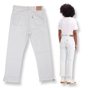 Levis Premium 501 Original Cropped Light Indigo - Blue W 32” X L 26”